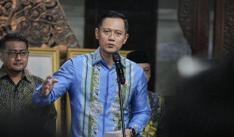 Menurutnya, Demokrat punya sejarah panjang dengan Golkar pada era pemerintahan Presiden ke-6 RI Susilo Bambang Yudhoyono. <br>