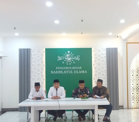 Gus Yahya menambahkan, kini PBNU tak bisa lagi mengasuh PKB yang sudah dibentuk. Dia mempersilakan PKB berkompetisi dengan parpol lain secara rasional. 