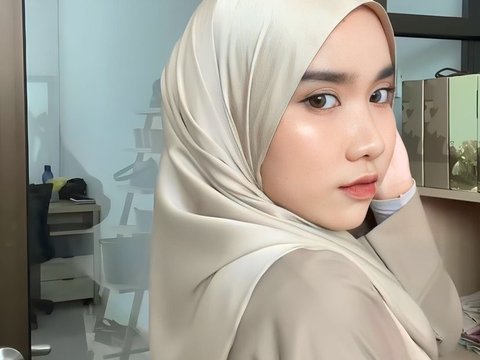 Tips and Tricks for Wearing Satin Hijab, Guaranteed Anti-Slip