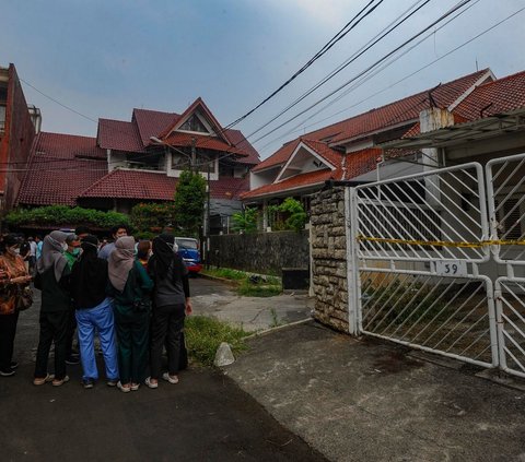 Tertutupnya Ibu dan Anak Tinggal Tulang di Depok, Suami Wafat Tidak Ada Tetangga yang Tahu