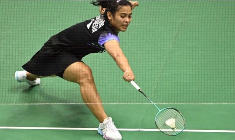 FOTO: Hempaskan Juara Olimpiade, Gregoria Mariska Melangkah Mulus ke Semifinal Hong Kong Open 2023