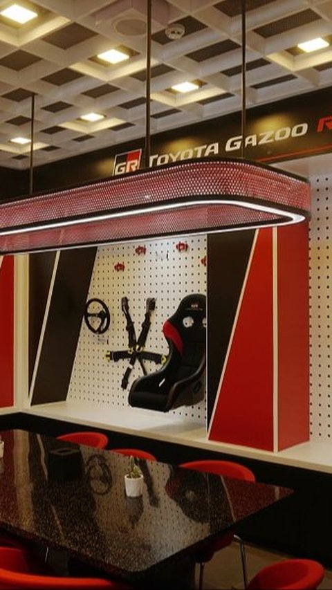 Intip GR Garage di PIK, Bengkel Super bagi Pengguna Mobil Sport Toyota