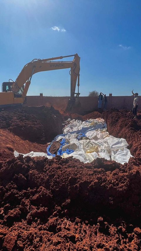 FOTO: Tewaskan 11 Ribu Orang, Beginilah Penampakan Kuburan Massal Korban Banjir di Libya