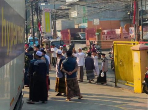 Puluhan Massa Geruduk Kapel di Cinere, Pengurus: Mereka Gedor-Gedor, Teriak-Teriak