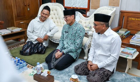 Arwani mengaku, ulama kharismatik tersebut mendoakan agar PPP kelak mendapatkan hasil yang terbaik pada Pemilu. <br><br>