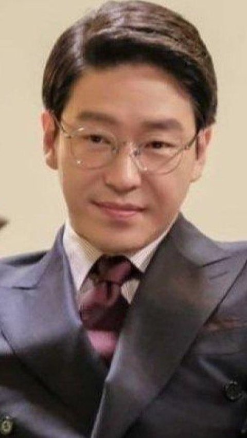 2. Matthew Lee (Diperankan oleh Uhm Ki Joon)