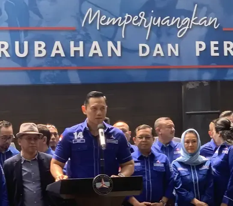 Anggota Majelis Tinggi Partai Demokrat Syarief Hasan mengonfirmasi pertemuan partainya dengan koalisi Prabowo. Pertemuan digelar pada pukul 16.00 WIB.<br>