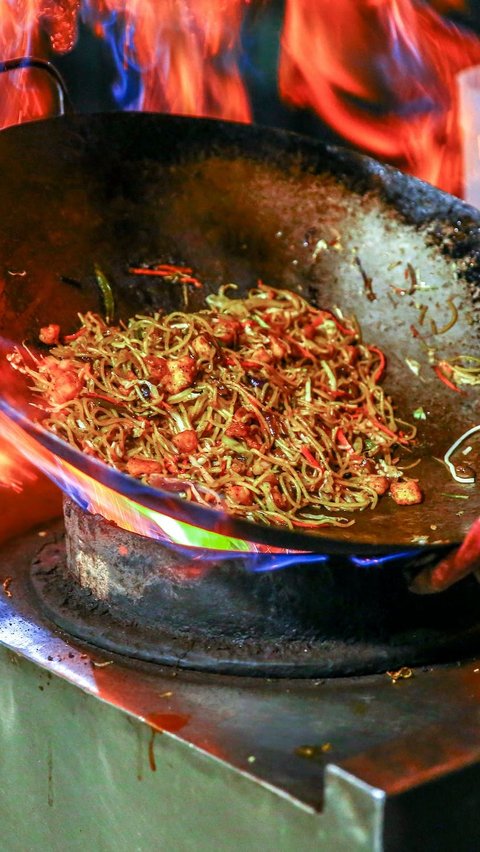 3 Resep Mi Goreng ala 3 Chef Terkenal, Bikinnya Gampang dan Bahannya Murah Banget