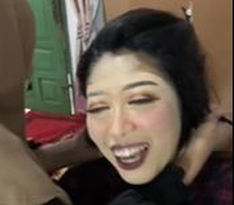 Bridal Makeup Ruined by Catching a Cold, Her Face's Portrait Makes the MUA Cry