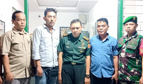 “Tersangka TNI gadungan kami tangkap di kantor Kecamatan Cipayung, berpangkat Letkol dari BAIS TNI,”