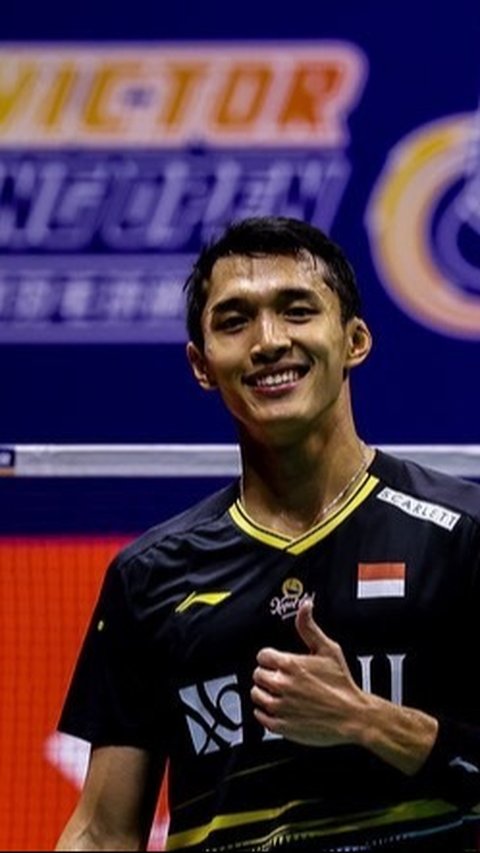 Jonatan Christie meraih gelar juara pertamanya di usia 15 tahun. Ia meraih gelar di Indonesia International Challenge 2013.