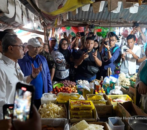 Mendag Tinjau Pasar Palapa di Riau, Ungkap Harga Bapok Masih Stabil