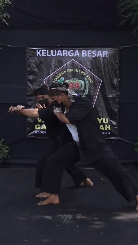 Mengenal Silat Godot dari Karawang, Terinspirasi dari Monyet dan Gunakan Tenaga Lawan untuk Menyerang