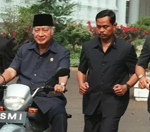 'Sik' yang dimaksuk Soeharto adalah 'dulu' jadi harusnya tahan dulu atau tahan diri. Artinya kasus tersebut jangan diteruskan.