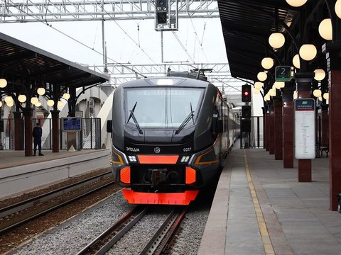 If Indonesia has LRT, Russia operates MCD-4 commuter trains that make fares 3 times cheaper