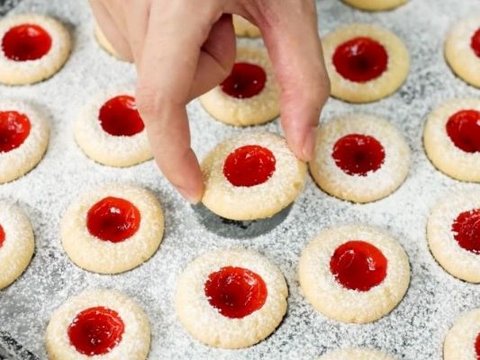 Resep Thumbprint Strawberry, Cookies Gurih nan Manis Cocok Untuk Bekal Si Kecil