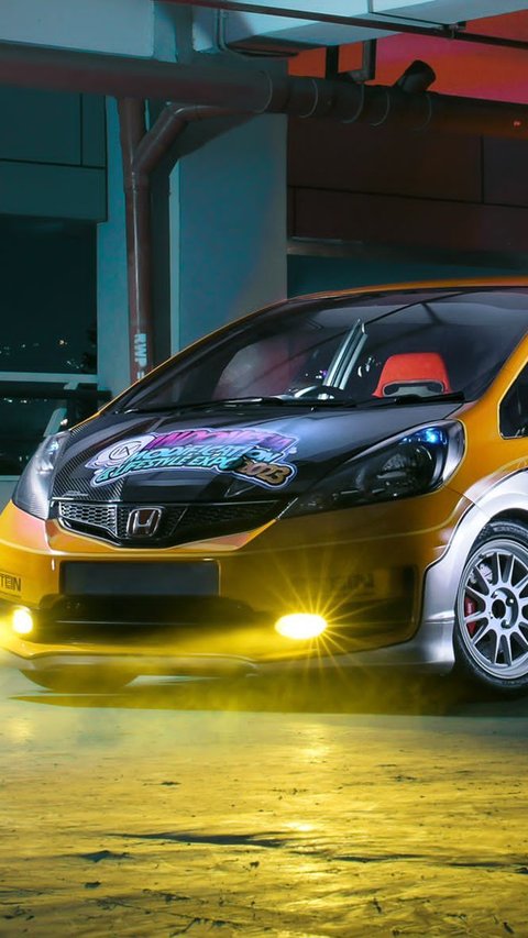 Kejutan IMX 2023, Pesta Modifikasi Terbesar: Ada Legenda Raja Drift Jepang dan Giveway Wuling Air ev 'Retro-Futuristic' Raffi Ahmad