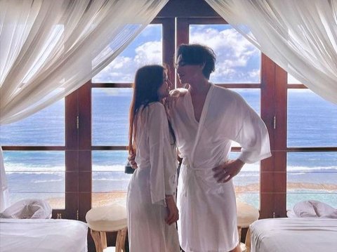 8 Foto Mesra Cassandra Lee dan  Ryuken Lie, Rayakan Ulang Tahun di Bali