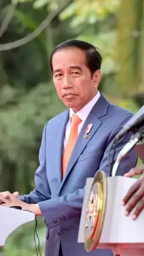 Jokowi soal Opsi Perpanjangan Masa Jabatan Panglima TNI: Masih Dalam Proses<br>