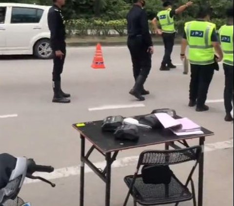 Viral Driver Ojol Antar Makanan Jalan Kaki karena Motornya Kena Tilang, Dapat Hadiah Motor Baru