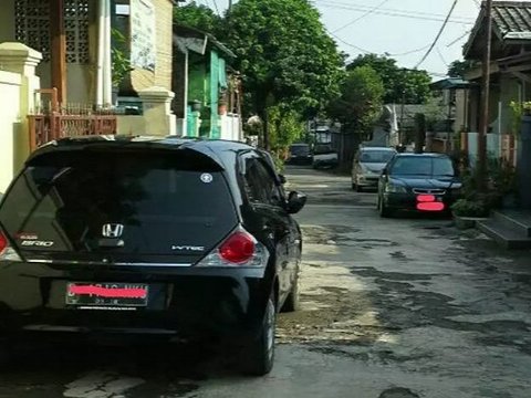 Kemenag: Unauthorized Car Parking in Front of the House is Forbidden