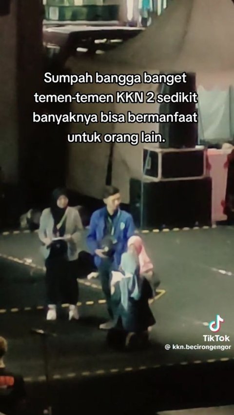 Sempat Viral karena Nempel dengan Kakak KKN, Anak Perempuan Ini Diundang ke Kampus dan Dapat Beasiswa