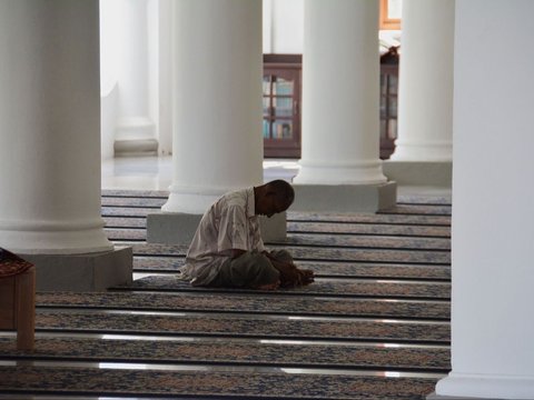 Anjuran Sholat Tahajud