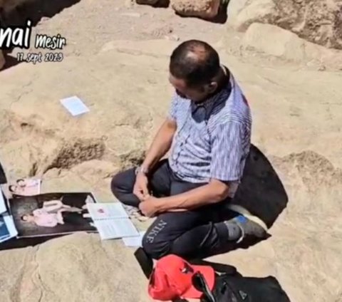 Kedua Kalinya, Ini Doa Khusus FX Rudy Buat Ganjar dari Puncak Gunung Sinai Mesir