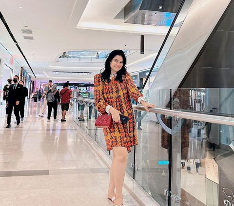 8 Portraits of Luxurious Style of Celebgram Nur Utami who is Suspected in Fredy Pratama's Network, Her Outfit is All Branded