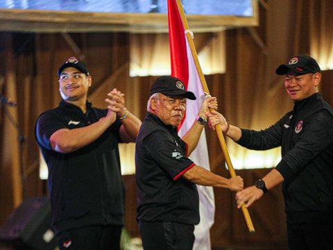 FOTO: Menpora Dito Ariotedjo Bersama Menteri PUPR Basuki Hadimuljono Kukuhkan Tim Indonesia untuk Asian Games 2022