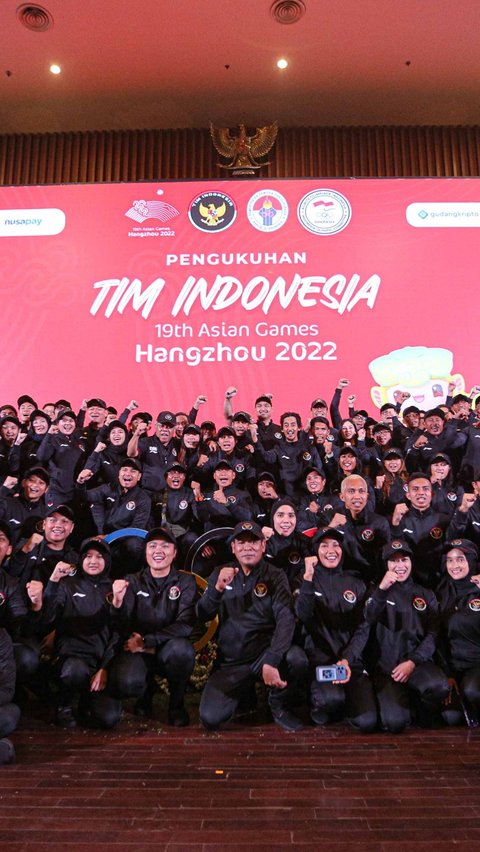 FOTO: Menpora Dito Ariotedjo Bersama Menteri PUPR Basuki Hadimuljono Kukuhkan Tim Indonesia untuk Asian Games 2022