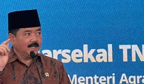 <br>Fernando melanjutkan, saat ini masih ada 2 calon presiden yang belum memiliki calon wakil presiden. 