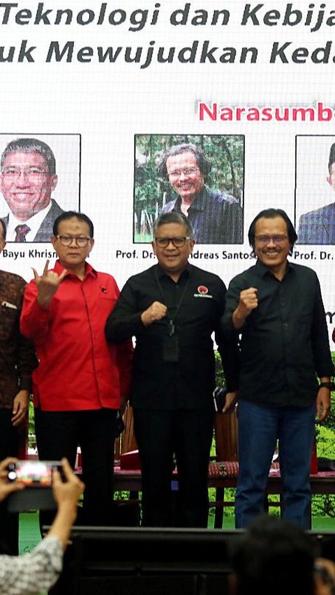 Hasto Ungkap Kejutan di Rakernas IV PDIP, Cawapres Ganjar Diumumkan?