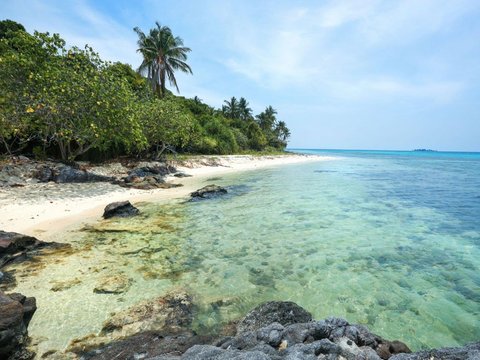 Pulau-Pulau Tersembunyi di Karimun Jawa
