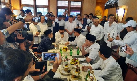Cerita Anies 'Ditodong' Surya Paloh Jadi Calon Presiden