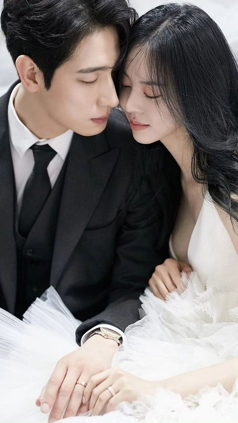 Aktor Ganteng Yoon Park dan Kim Soo Bin Melepas Masa Lajang, Happy Wedding Lovebirds!