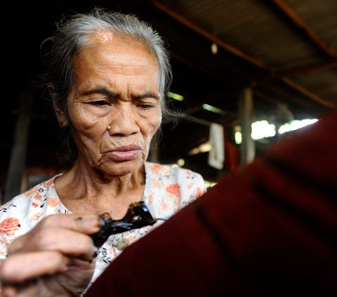 FOTO: Pesona Batik Tulis Khas Trenggalek yang Mendunia, Pernah Tampil di Paris Fashion Week