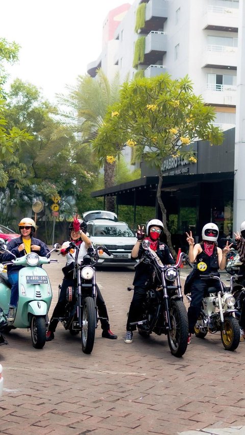 Pesona Wika Salim saat riding motor pun langsung mencuri perhatian. Tak sedikit dari warganet yang memuji penampilannya.