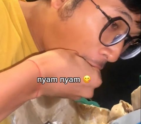 Viral Aksi Pria Makan Nasi Padang di Dalam Bioskop, Kena Hujat Warganet