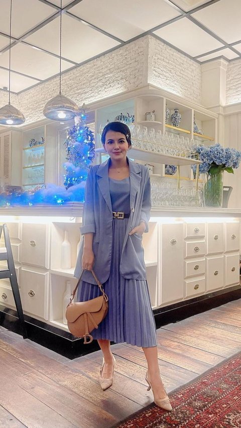 Latest News about Tania Putri, the Actress 'Helen' in the TV Series Kepompong, Becomes a Hot Mama who Looks Forever Young