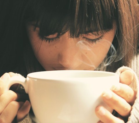 Kebiasaan Minum Kopi dan Teh Pagi Hari Bisa Jadi Biang Kerok Munculnya Masalah Mulut Ini