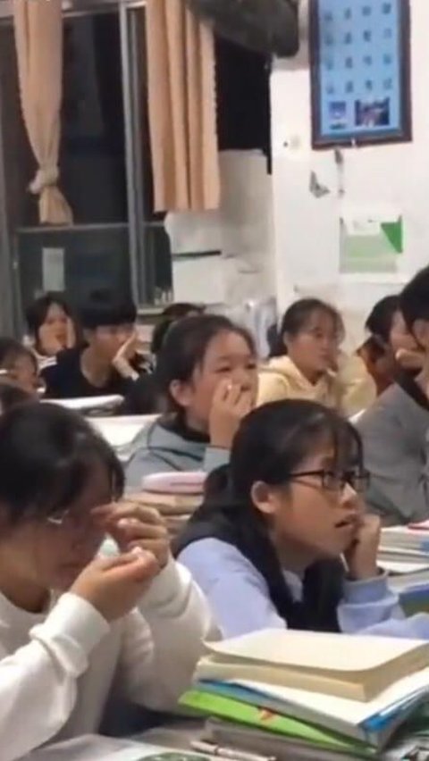 Di Sekolah China, Anak-Anak Wajib Nonton Video tentang Susahnya Orangtua Cari Uang<br>