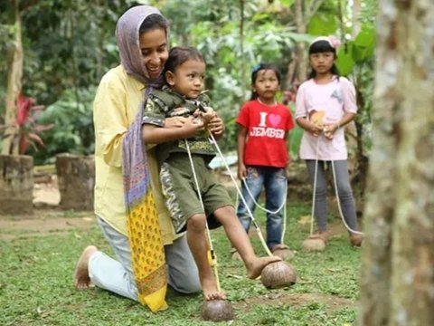 Mengenal Komunitas Tanoker, Berdayakan Kampung Buruh Migran Jember hingga Dikenal Dunia