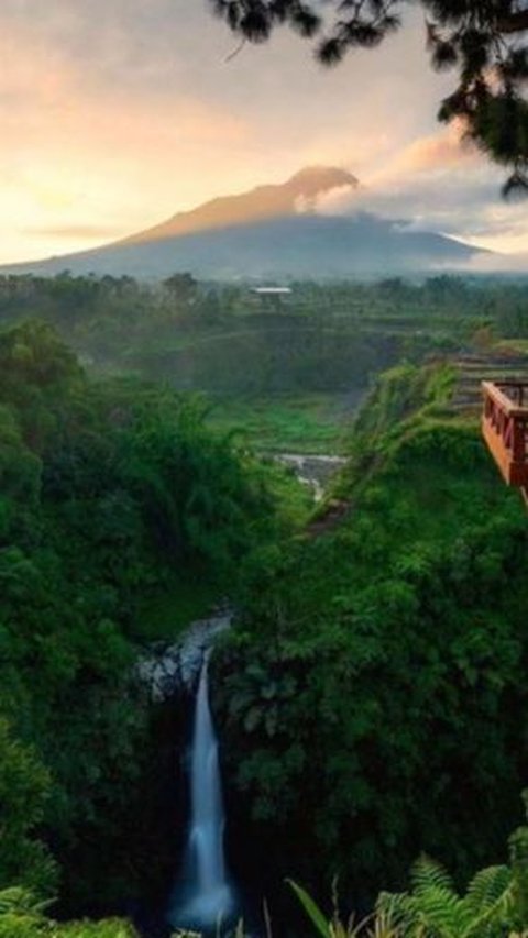 Dipercaya jadi Tempat Bertemunya Para Tokoh Sakti, Ini Pesona Air Terjun Kedung Kayang di Lereng Gunung Merapi