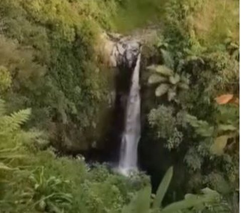 Dipercaya jadi Tempat Bertemunya Para Tokoh Sakti, Ini Pesona Air Terjun Kedung Kayang di Lereng Gunung Merapi