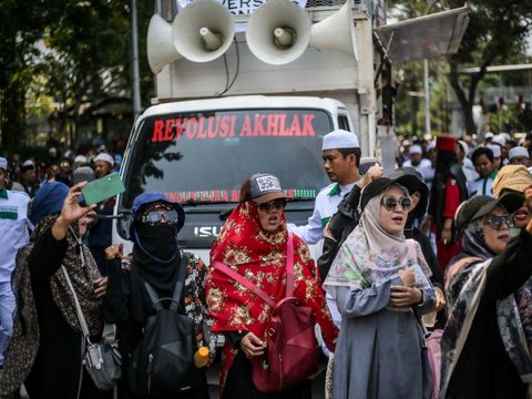 FOTO: Massa Berbagai Ormas Gelar Aksi Bela Rempang, Spanduk, Poster hingga Mobil Komando Dibawa ke Patung Kuda