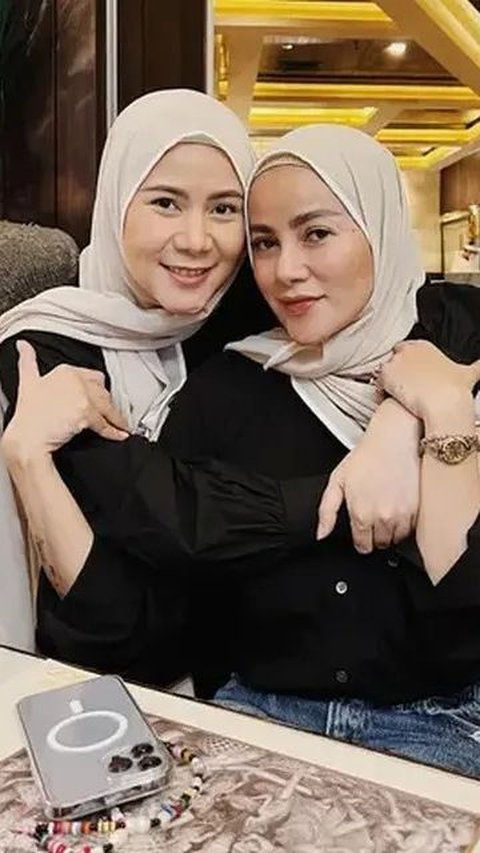 6 Artis Kakak Beradik yang Kini Sama-Sama Tampil Berhijab