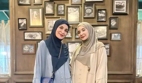 4. Zaskia Sungkar dan Shireen Sungkar