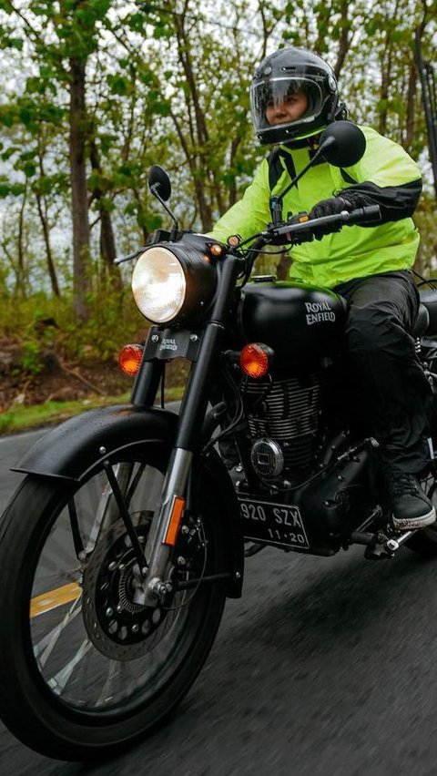 Portrait of Beautiful Artists Riding Motorcycles in Style