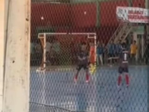 Viral Atlet Futsal Kabupaten Blitar Ditendang Lawan Saat Selebrasi Sujud Syukur, Ini Kronologinya